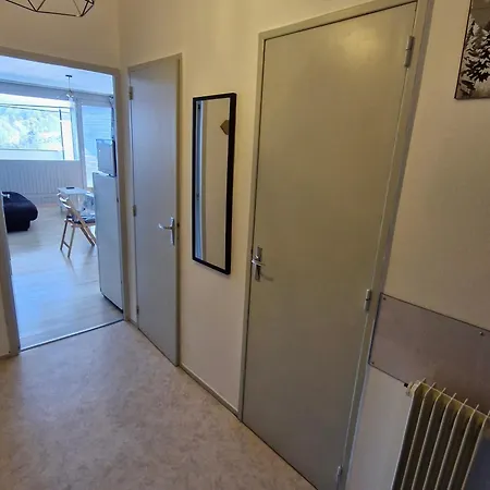 Apartment Confortable Pour 7 Pers. Pres Des Pistes Avec Wifi - Fr-1-814-153 Besse-et-Saint-Anastaise
